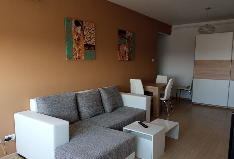 Inchiriez apartament 2 camere zona Romanilor-Via Romana