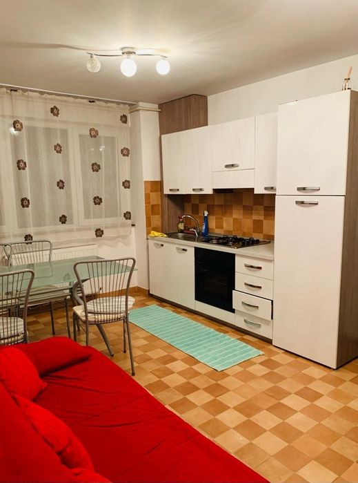 Inchiriez apartament 2 camere zona Ultracentrala-Dragalina