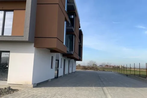 WhatsApp Image 2023-05-04 at 12.37.56 (1)