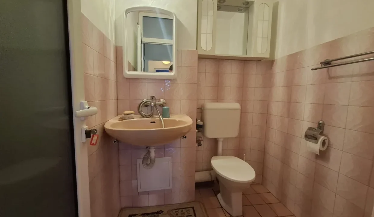 WhatsApp Image 2025-11-17 at 12.39.04 (8)