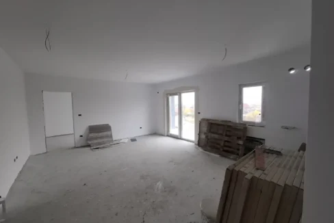 WhatsApp Image 2025-11-28 at 10.53.01 (1)