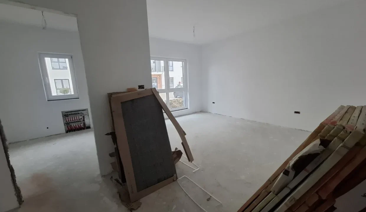 WhatsApp Image 2025-11-28 at 10.53.52 (2)