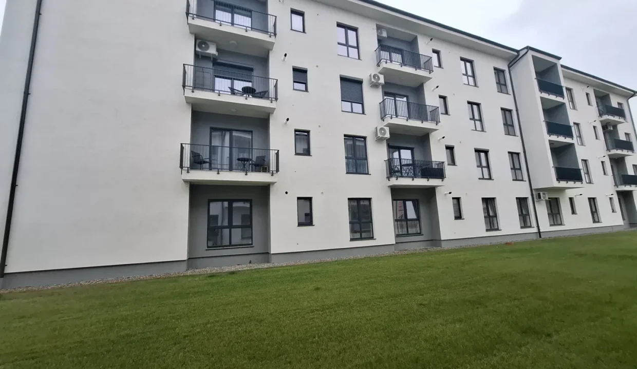 WhatsApp Image 2025-12-04 at 14.33.01