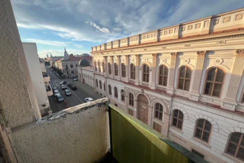 d7c41209-73dd-4a9b-bda7-8fb847e7390a