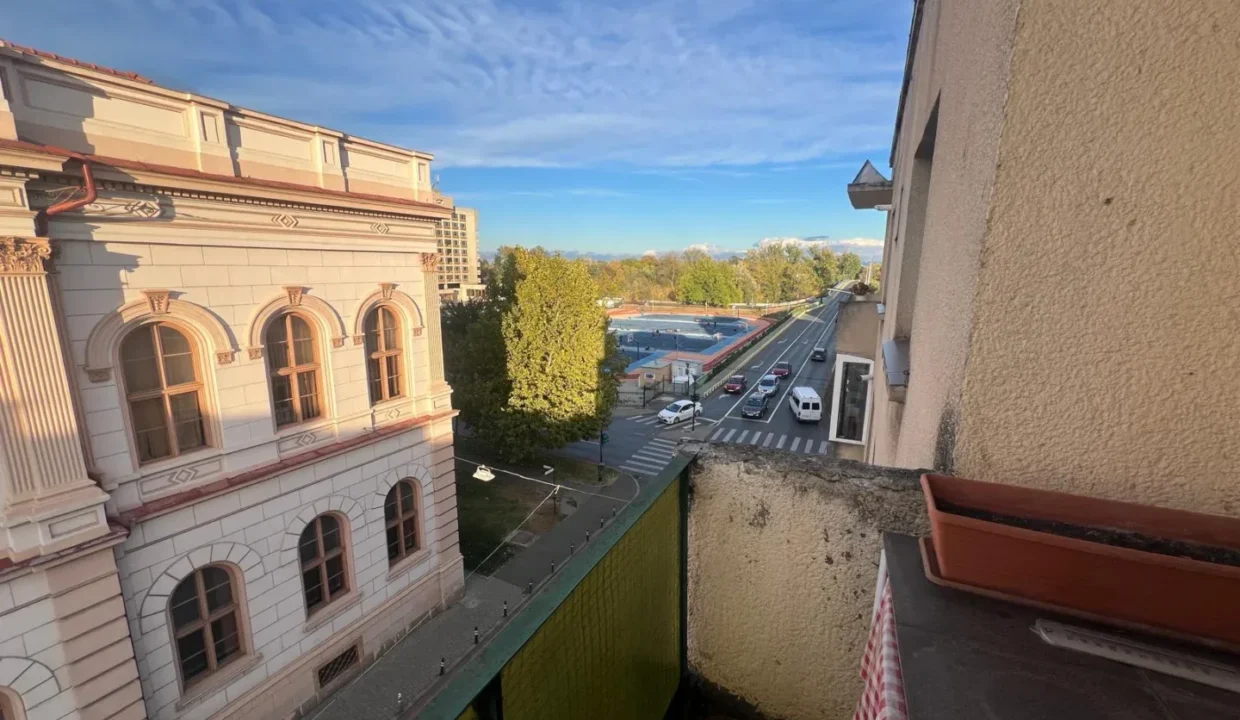 e65f2091-8dab-468d-bbc4-4b99d127d115