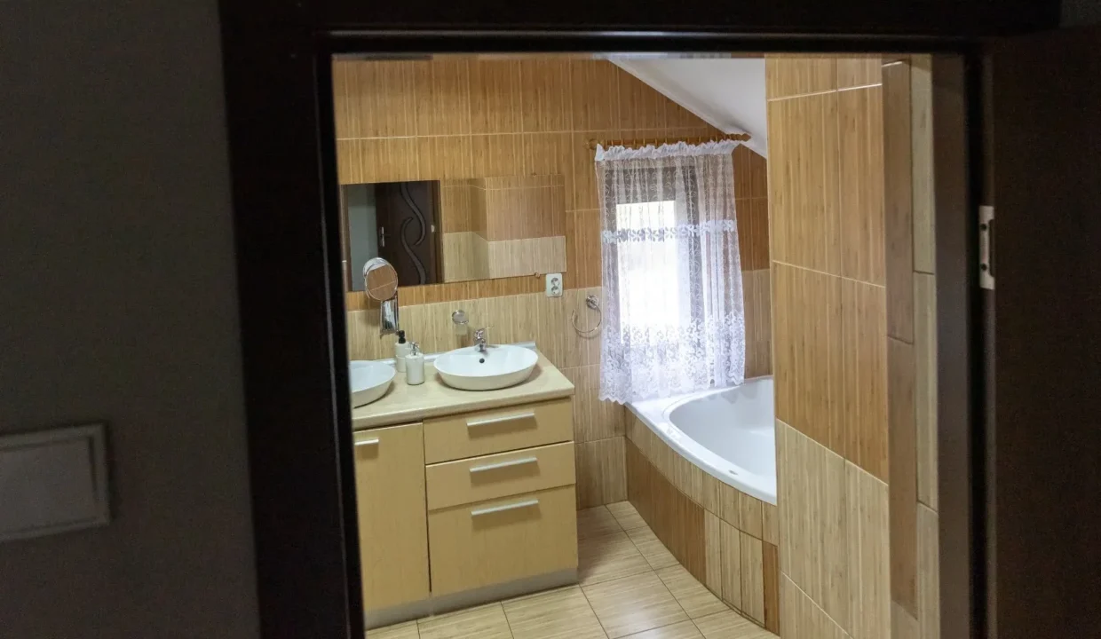 WhatsApp Image 2026-04-17 at 09.43.42